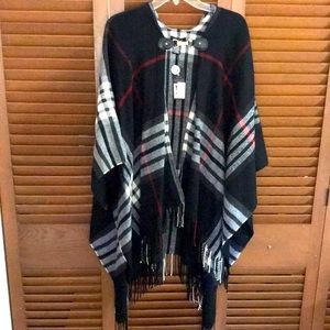 < NWT Fraas (black, white) Plaid Fringed Cape With Closure -